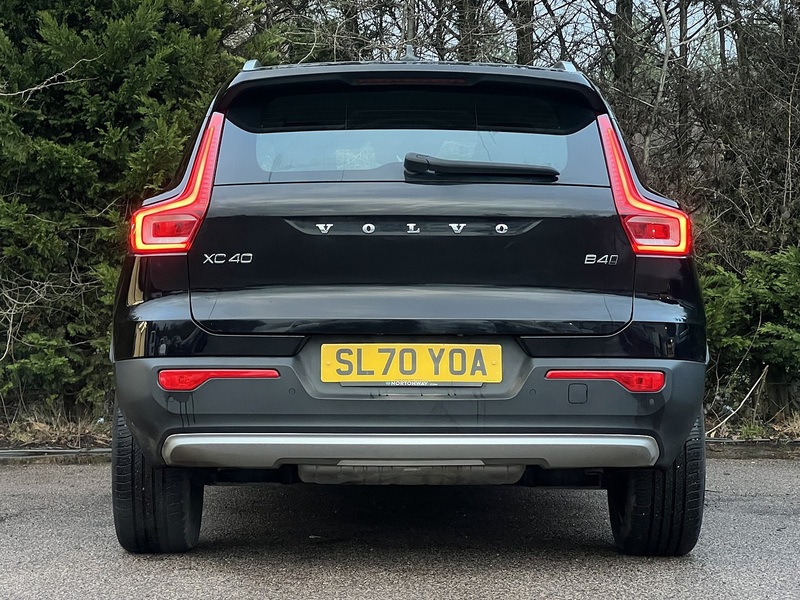 Volvo XC40 B4 MHEV Inscription - U11811