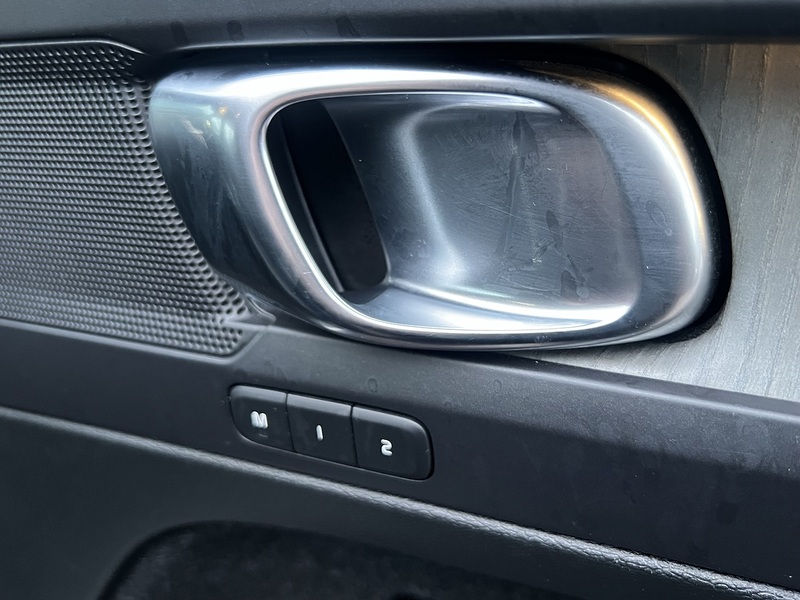 Volvo XC40 B4 MHEV Inscription - U11811