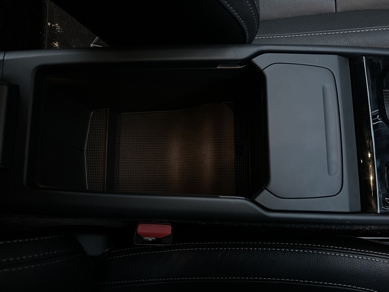 Volvo XC40 B4 MHEV Inscription - U11811