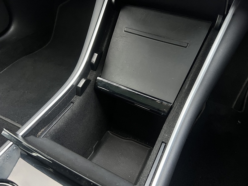 Tesla Model 3 Long Range - U11815