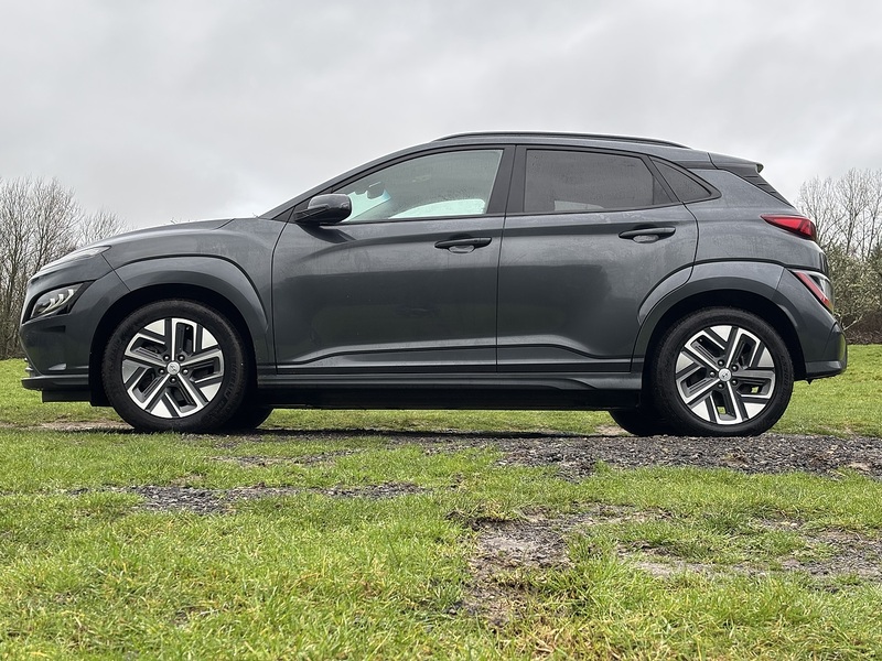 Hyundai KONA Premium - U11818