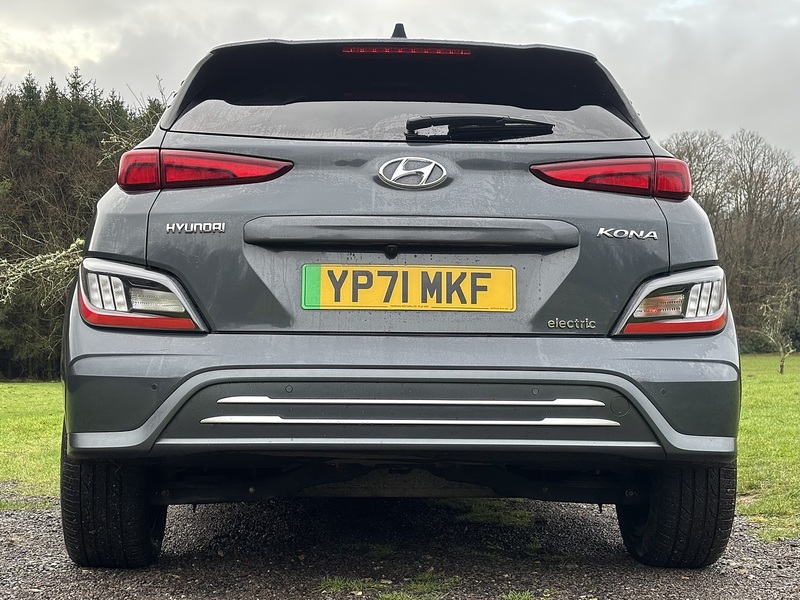 Hyundai KONA Premium - U11818