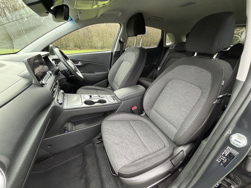 Hyundai KONA Premium - U11818