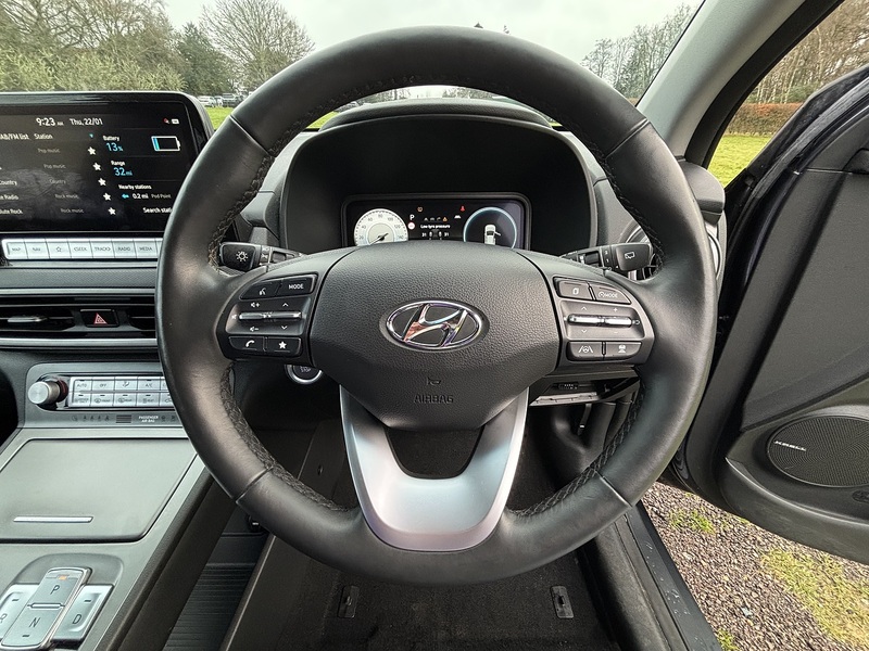 Hyundai KONA Premium - U11818