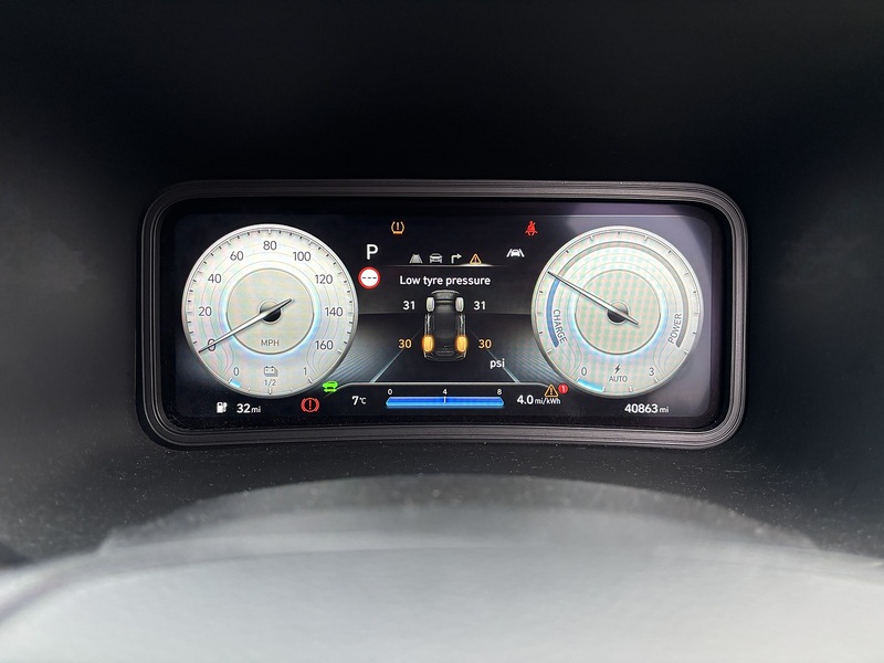 Hyundai KONA Premium - U11818