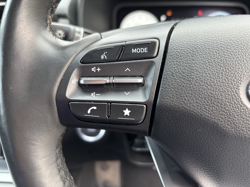 Hyundai KONA Premium - U11818