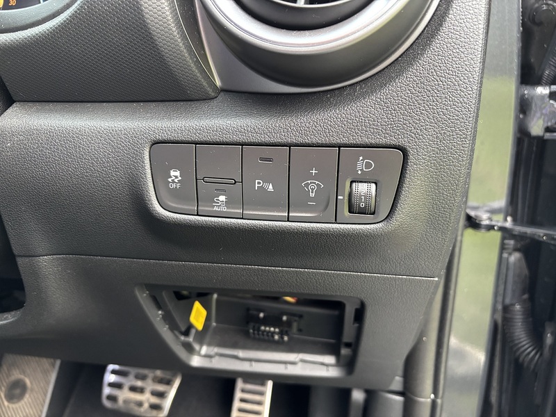 Hyundai KONA Premium - U11818