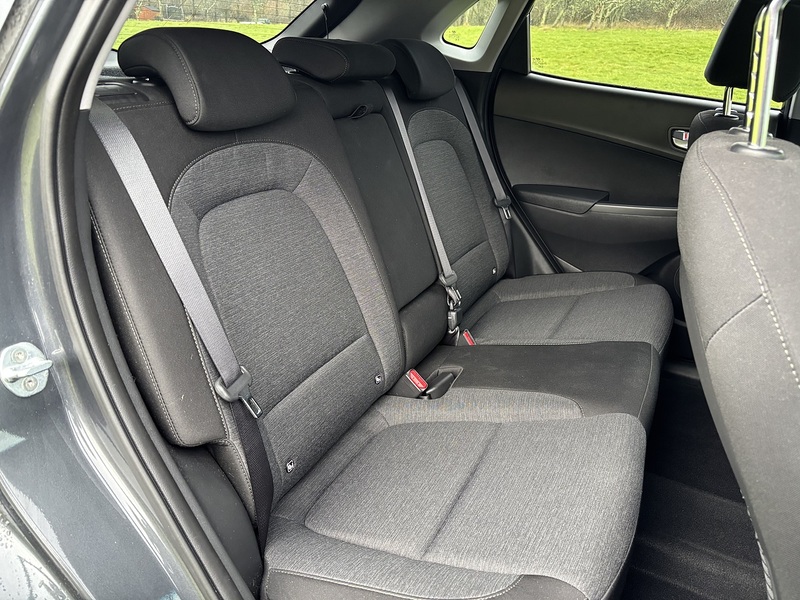 Hyundai KONA Premium - U11818