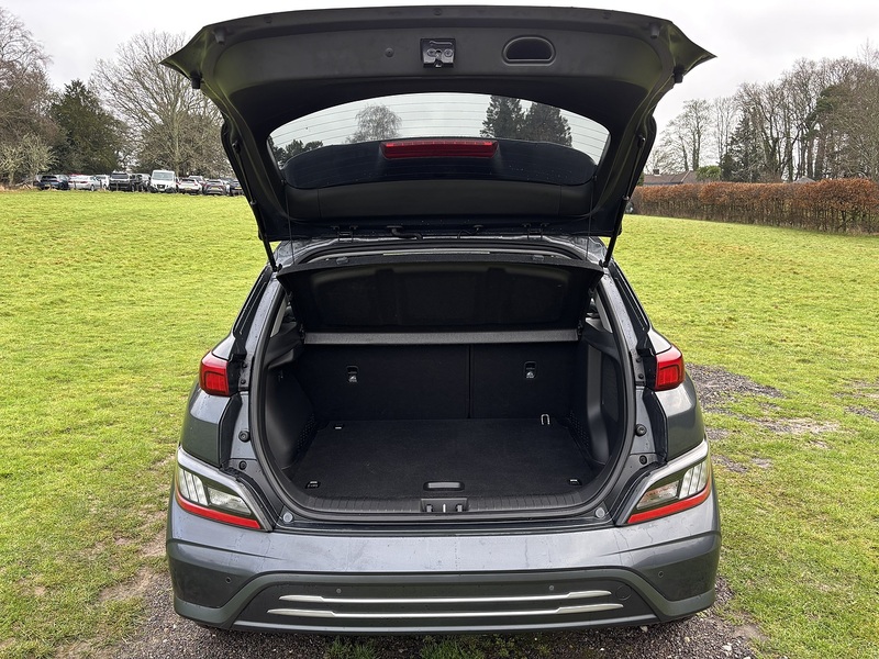 Hyundai KONA Premium - U11818