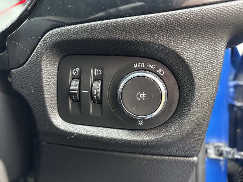 Vauxhall Corsa SE - U11821