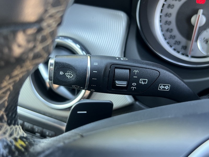 Mercedes-Benz Gla-Class Gla 200 Sport Premium - U11826