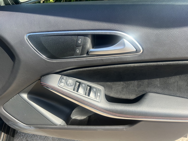 Mercedes-Benz A-Class A 180 Amg Line - U11827