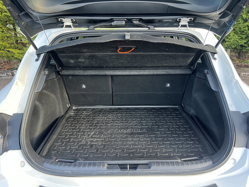 Toyota Corolla VVT-h Icon Tech - U11828