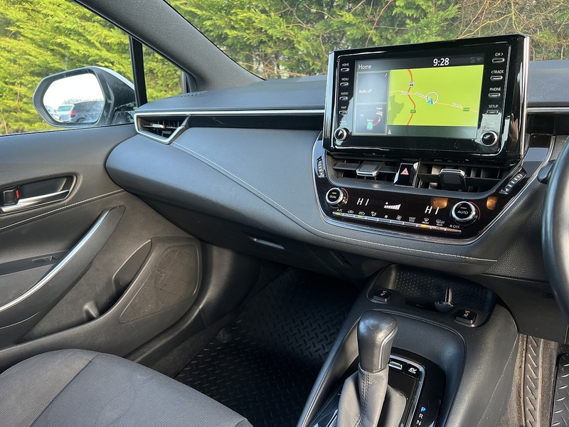 Toyota Corolla VVT-h Icon Tech - U11828