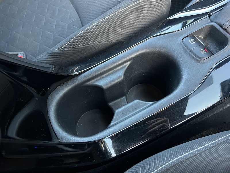 Toyota Corolla VVT-h Icon Tech - U11828