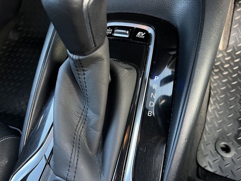 Toyota Corolla VVT-h Icon Tech - U11828