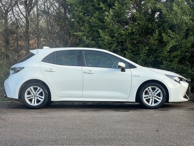 Toyota Corolla VVT-h Icon Tech - U11828