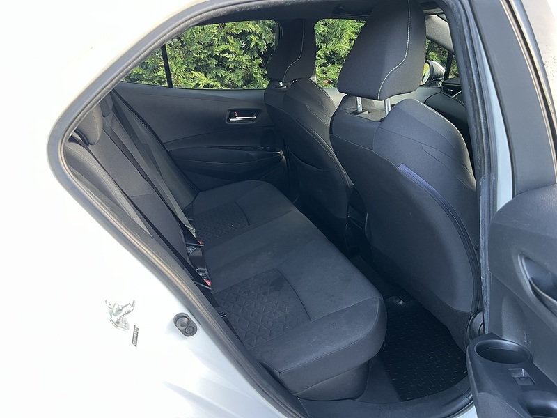 Toyota Corolla VVT-h Icon Tech - U11828