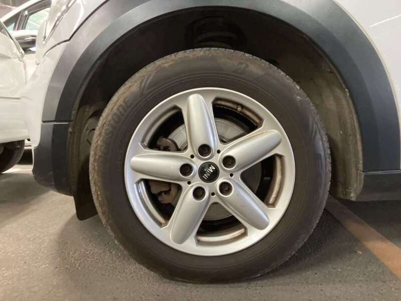 Mini Mini Countryman One - U11829