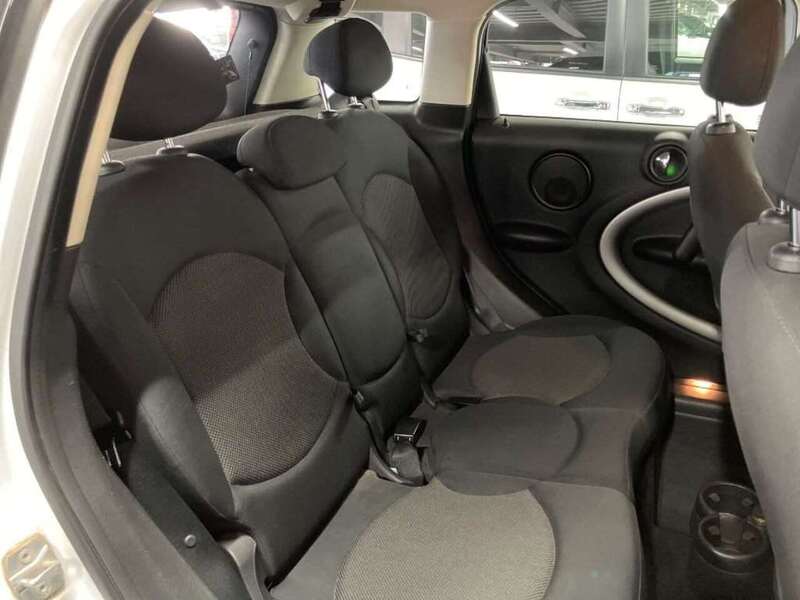 Mini Mini Countryman One - U11829