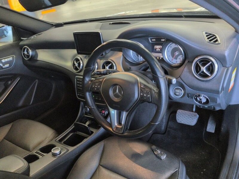 Mercedes-Benz Gla-Class GLA250 SE SUV 5dr Petrol 7G-DCT 4MATIC - U11830