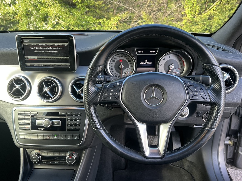 Mercedes-Benz Gla-Class GLA250 SE SUV 5dr Petrol 7G-DCT 4MATIC - U11830