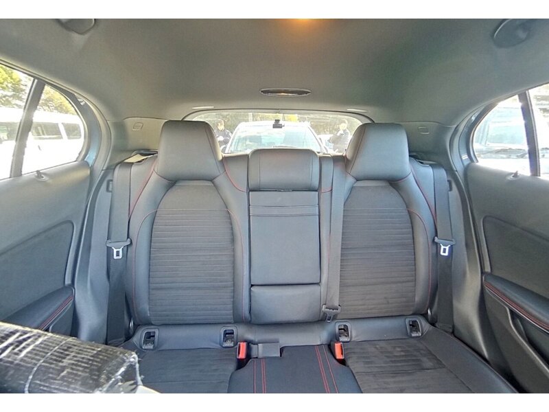 Mercedes-Benz Gla-Class Gla 180 Sport - U11832