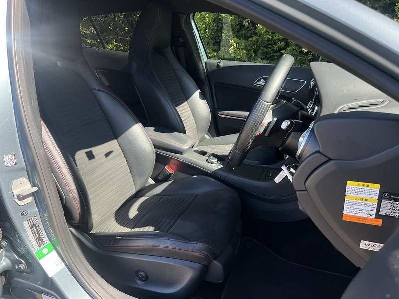 Mercedes-Benz Gla-Class Gla 180 Amg Line Premium - U11832
