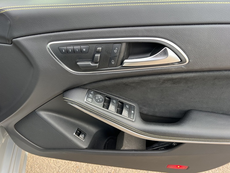 Mercedes-Benz Cla Cla 250 Amg - U11833