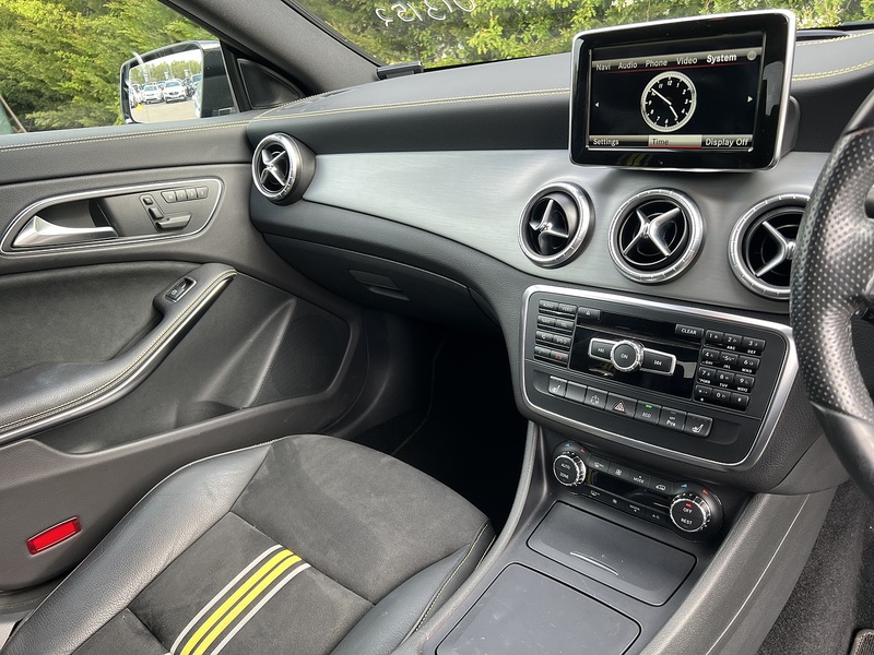 Mercedes-Benz Cla Cla 250 Amg - U11833