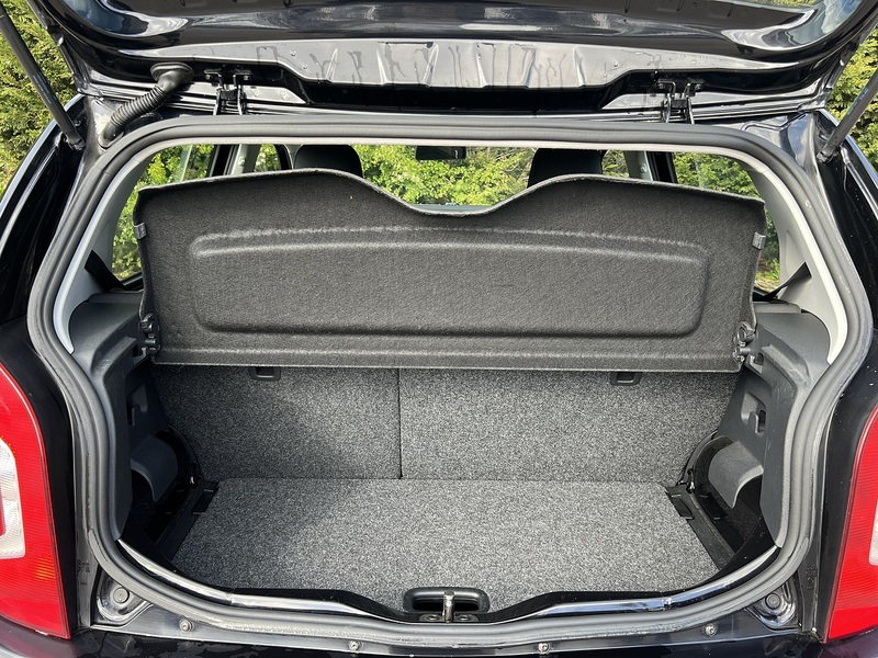 Volkswagen Up Move Up - U11834