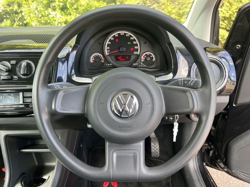 Volkswagen Up Move Up - U11834