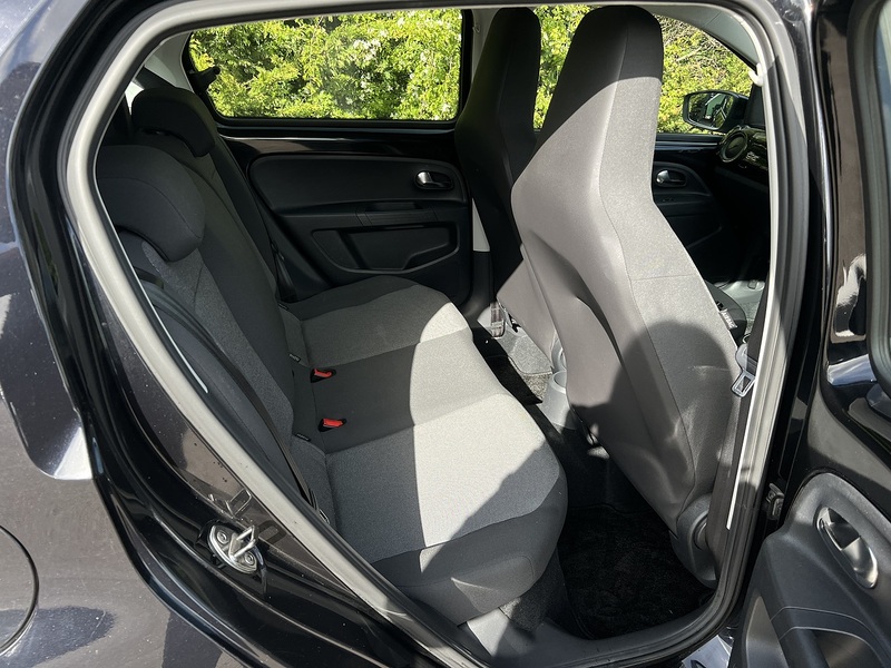 Volkswagen Up Move Up - U11834