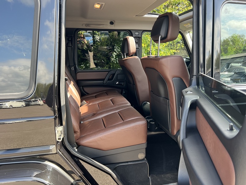 Mercedes-Benz G-Class G350d Luxury - U11838