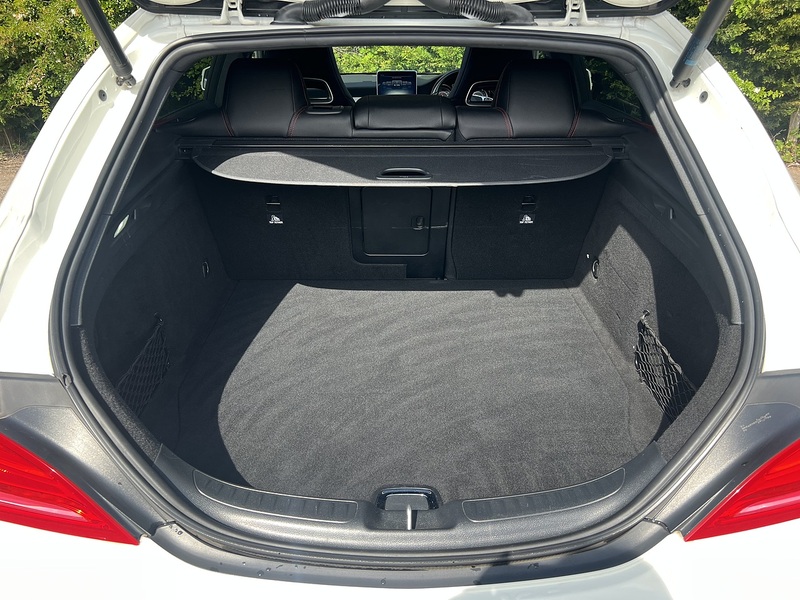 Mercedes-Benz Cla Cla250 Amg Sport 4Matic - U11839