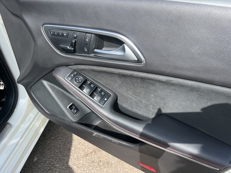 Mercedes-Benz Cla Cla250 Amg Sport 4Matic - U11839