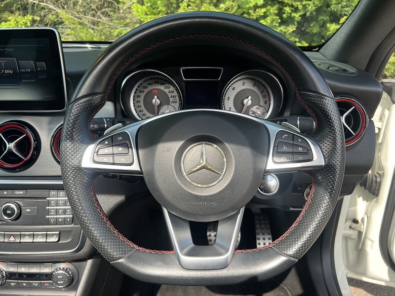 Mercedes-Benz Cla Cla250 Amg Sport 4Matic - U11839