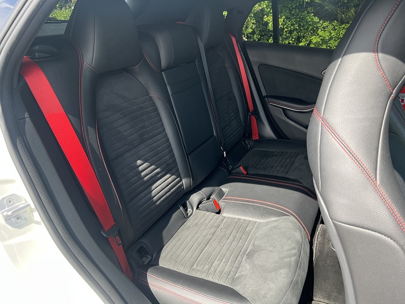 Mercedes-Benz Cla Cla250 Amg Sport 4Matic - U11839