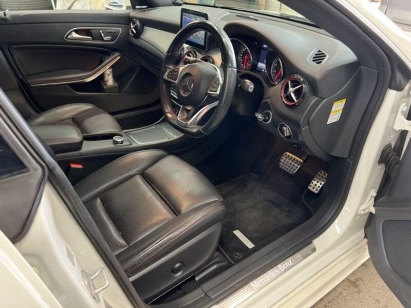 Mercedes-Benz Cla CLA250 AMG Shooting Brake - U11840