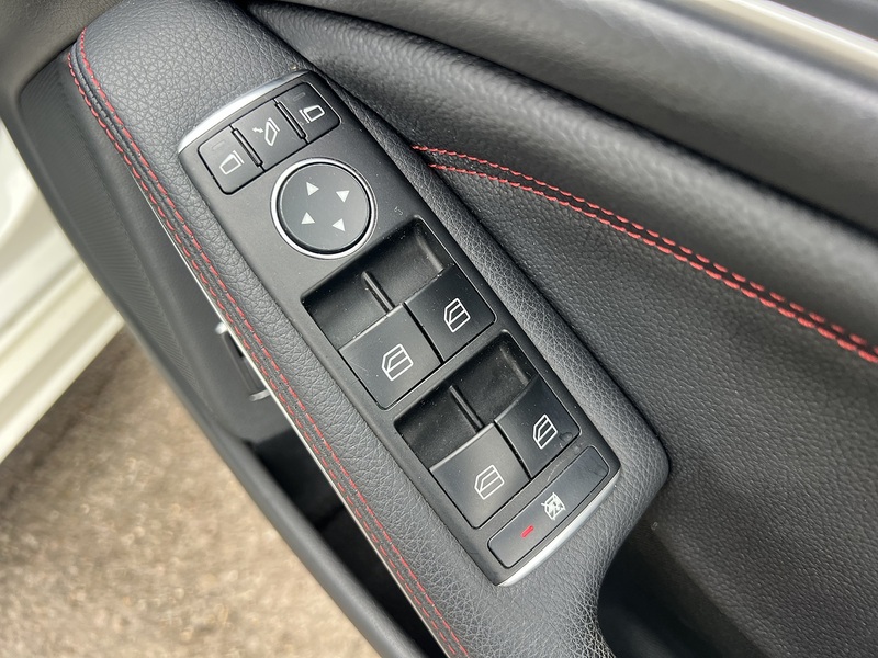 Mercedes-Benz Cla CLA250 AMG Shooting Brake - U11840