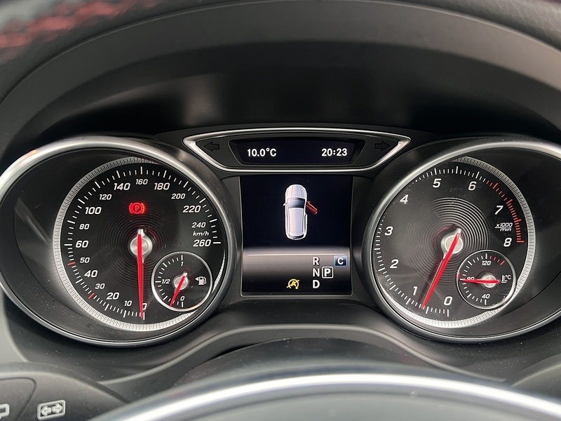 Mercedes-Benz Cla CLA250 AMG Shooting Brake - U11840