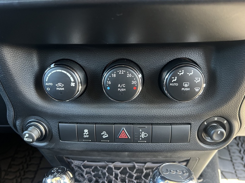 Jeep Wrangler V6 Jk Edition Unlimited - U11841