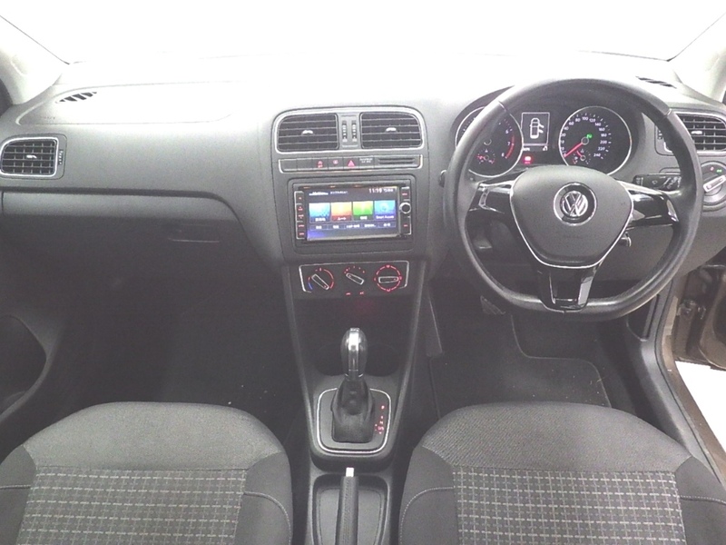 Volkswagen Polo TSI Comfortline DSG - U11843