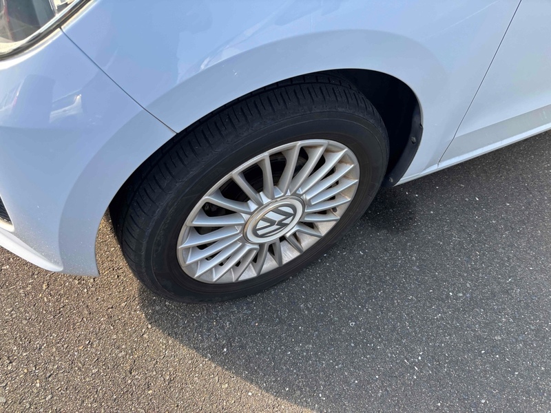 Volkswagen Up High Up - U11844