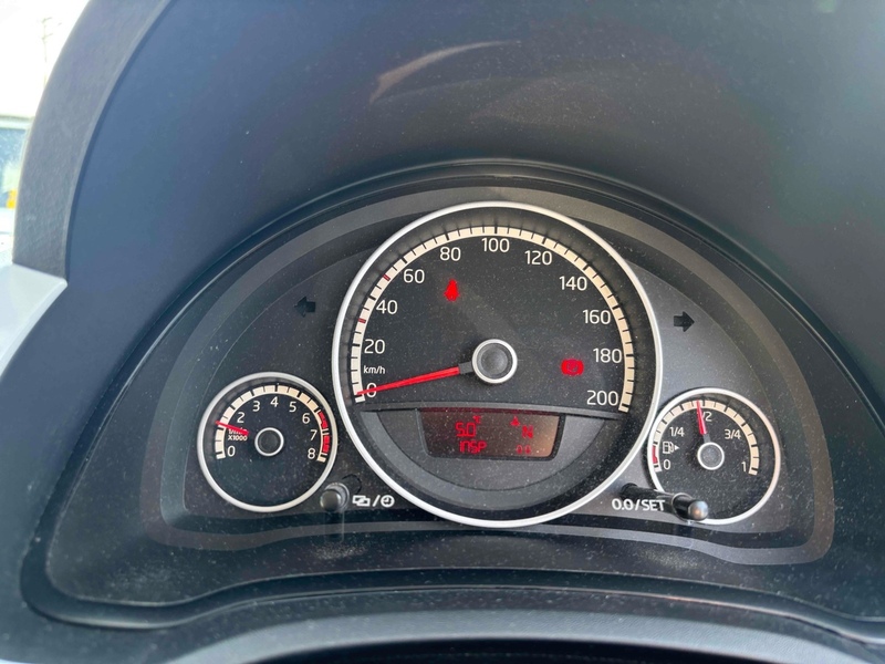 Volkswagen Up High Up - U11844