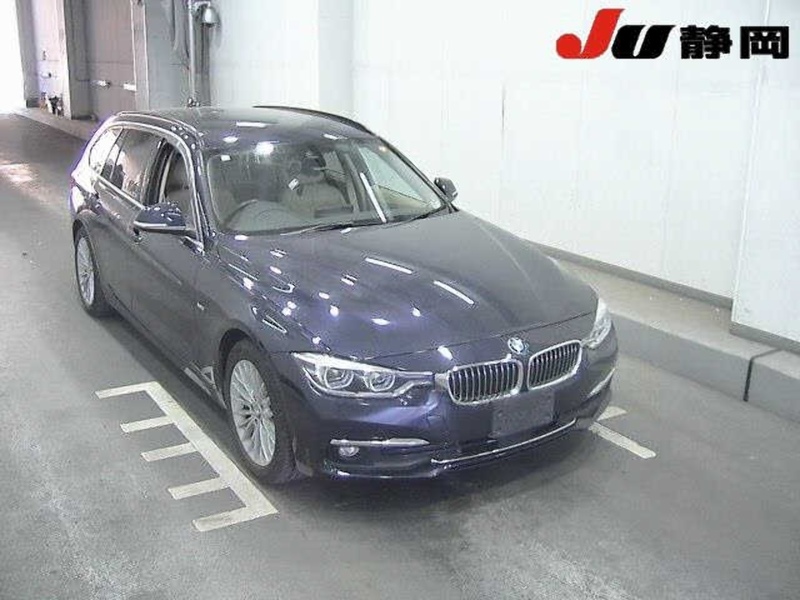 BMW 3 Series 320D Luxury Touring - U11845