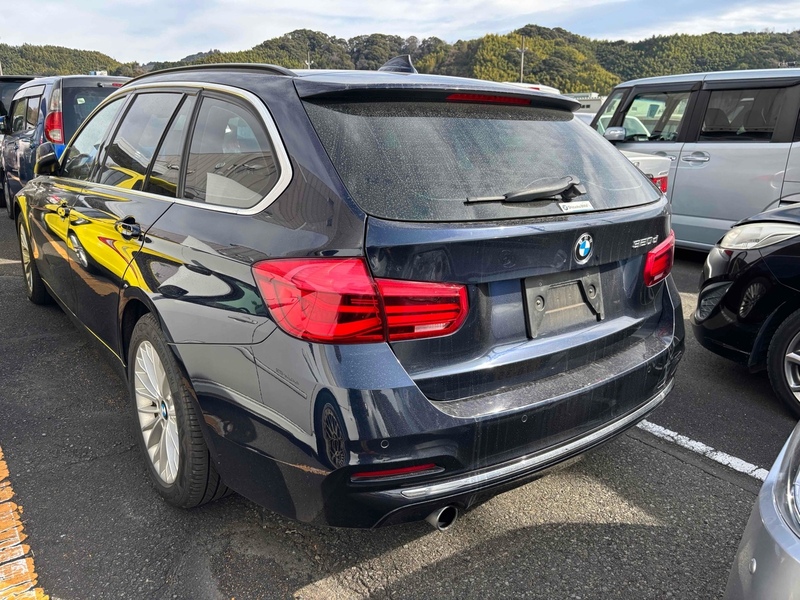 BMW 3 Series 320D Luxury Touring - U11845