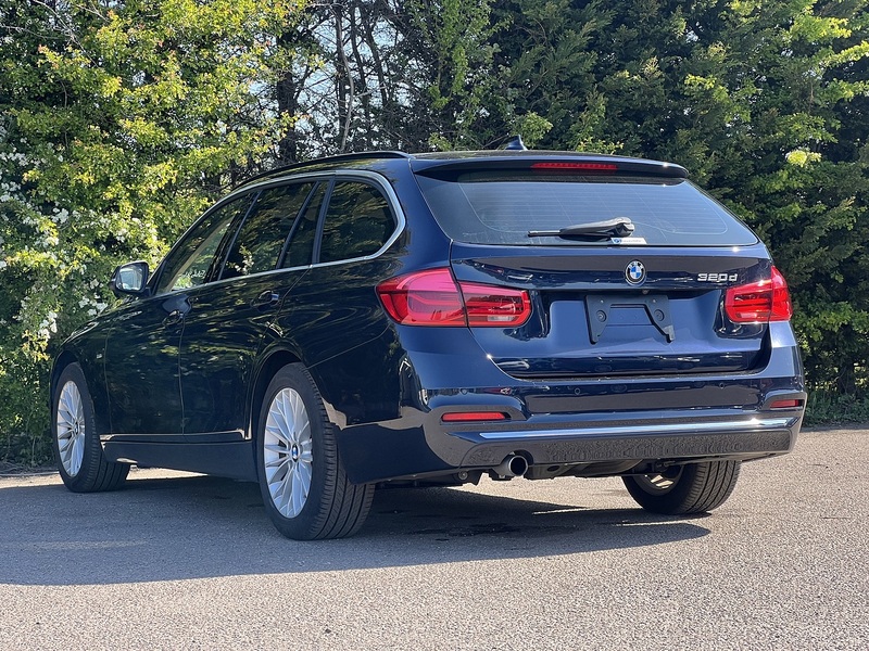 BMW 3 Series 320D Luxury Touring - U11845