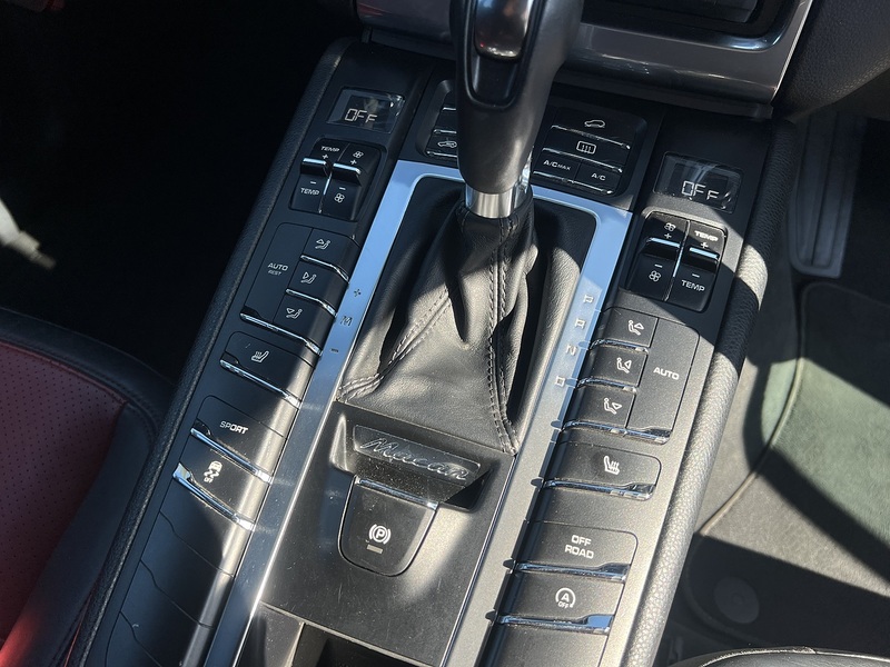 Porsche Macan T Pdk - U11847