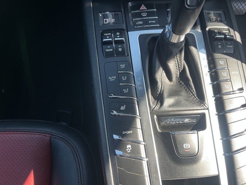 Porsche Macan T Pdk - U11847